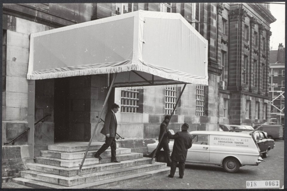 Koninklijk huis, bruiloften, paleizen, Damstraat, Bestanddeelnr 018-0063