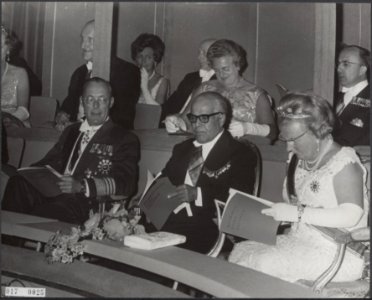 Koninklijk huis, koninginnen, prinsen, staatsbezoeken, presidenten, theaters, ba, Bestanddeelnr 017-0025