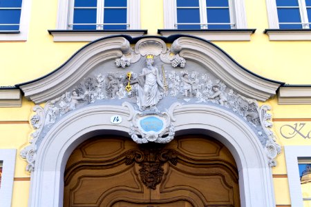 Koehlersches haus Portal oben