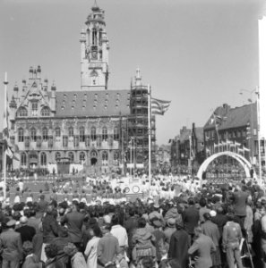 Koninklijk gezin in Middelburg (reportage), Bestanddeelnr 913-8939
