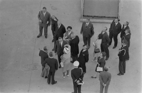 Koningin Juliana tijdens de rondgang, Bestanddeelnr 916-8299