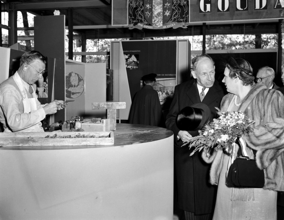 Koningin Juliana opent E55, Bestanddeelnr 907-1434
