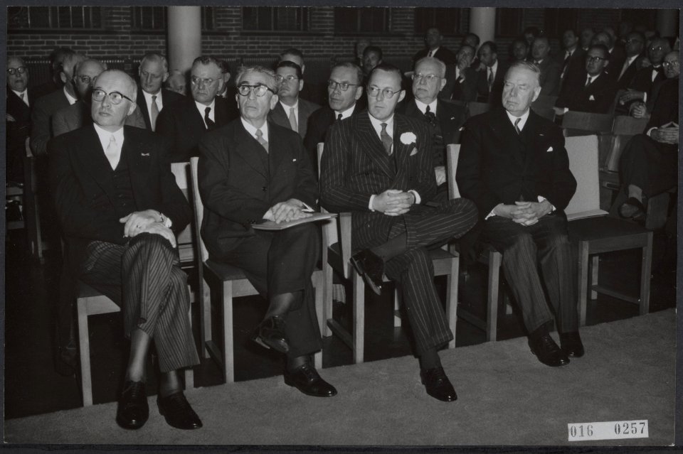 Koninklijk huis, prinsen, redevoeringen, ambassadeurs, , Chavez M., Mexicodag, V, Bestanddeelnr 016-0257