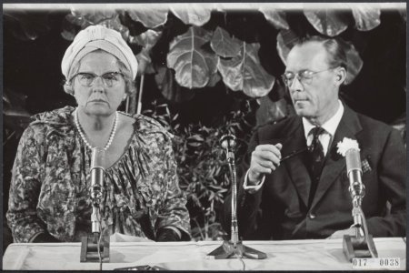 Koninklijk huis, koninginnen, prinsen, persconferenties, Bernhard, prins, Julian, Bestanddeelnr 017-0038