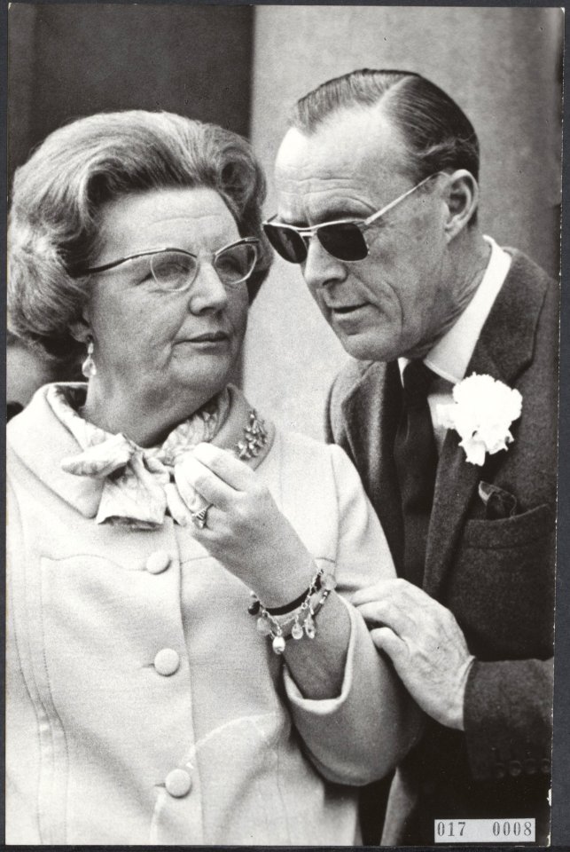 Koninklijk huis, koninginnen, prinsen, defiles, koninginnedag, Bernhard, prins, , Bestanddeelnr 017-0008