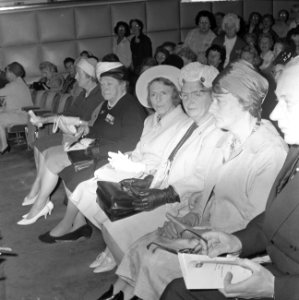 Koningin Juliana tijdens de bijeenkomst, Bestanddeelnr 917-7549