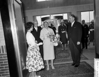 Koningin Juliana opent een electrische centrale op de Lage Weide te Utrecht, Har, Bestanddeelnr 910-5245