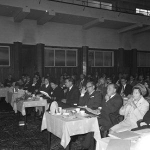 Koningin Juliana tijdens het congres, Bestanddeelnr 921-7210