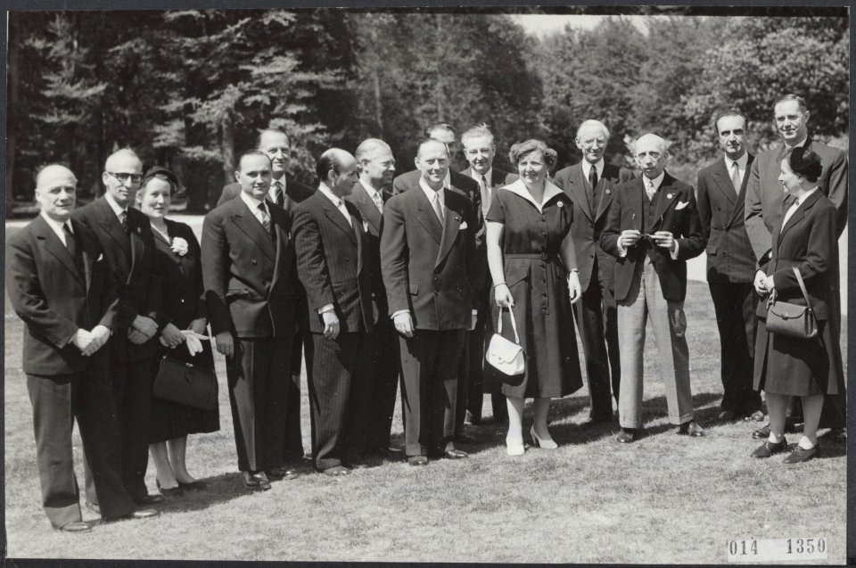 Koninklijk huis, koninginnen, ontvangsten, delegaties, congressen, Juliana, koni, Bestanddeelnr 014-1350