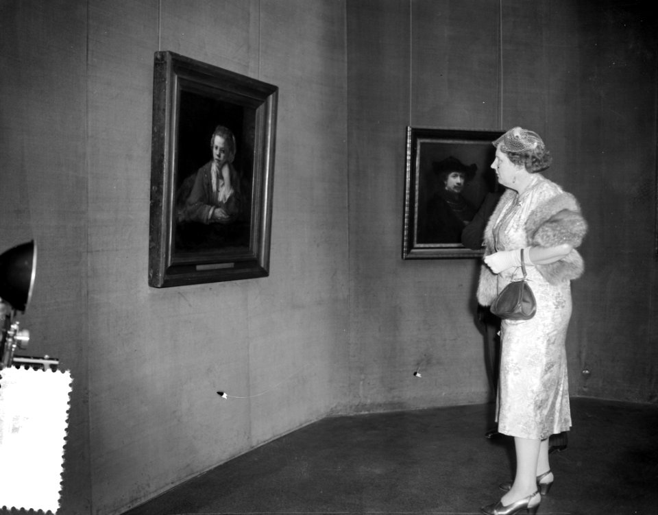 Koningin Juliana opent een Rembrandttentoonstelling Amsterdam, Bestanddeelnr 907-7710