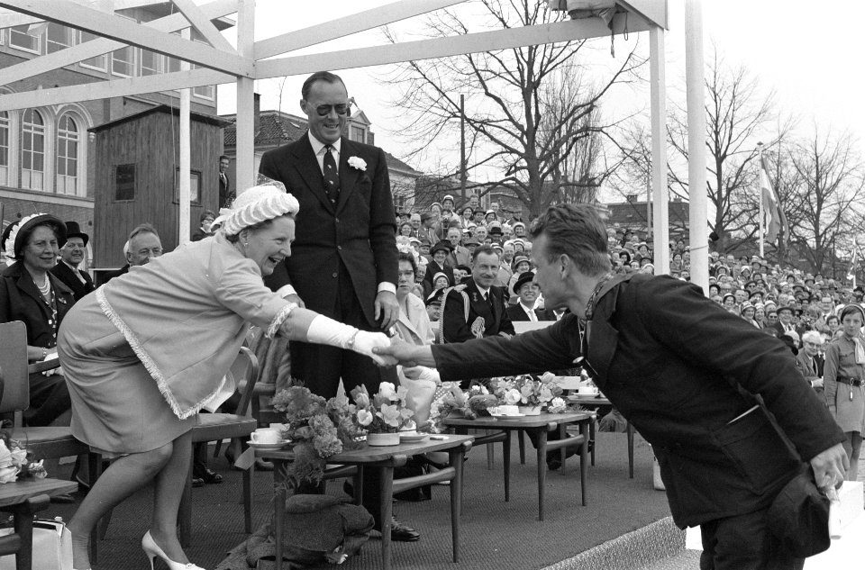 Koninklijk bezoek aan Friesland (reportage), Bestanddeelnr 913-8835