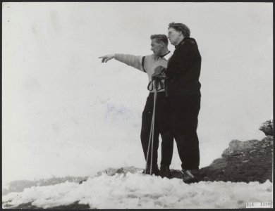 Koninklijk huis, koninginnen, skien, sneeuw, bergen, Juliana, koningin, Klosters, Bestanddeelnr 014-1390