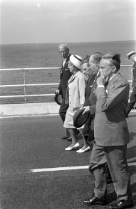 Koningin Juliana tijdens de rondtocht, Bestanddeelnr 916-8312