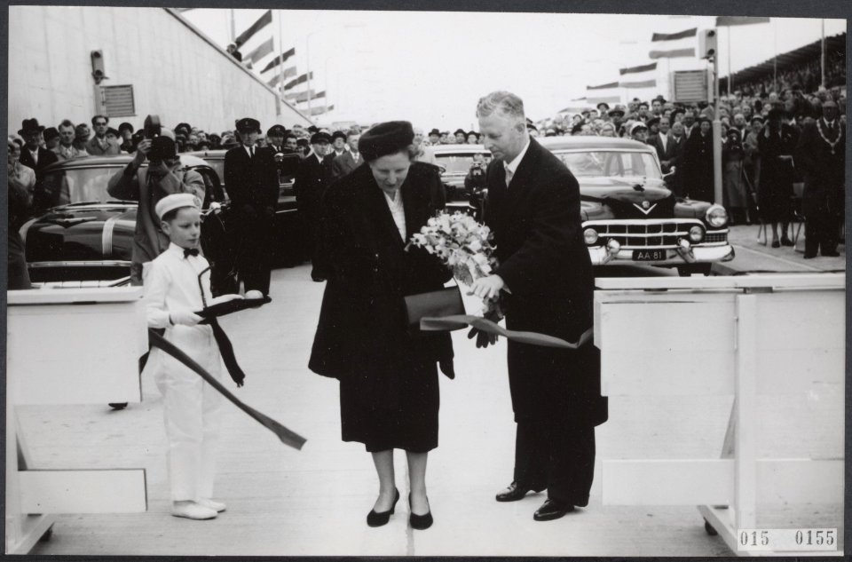 Koninklijk huis, openingen, tunnels, Juliana, koningin, Bestanddeelnr 015-0155