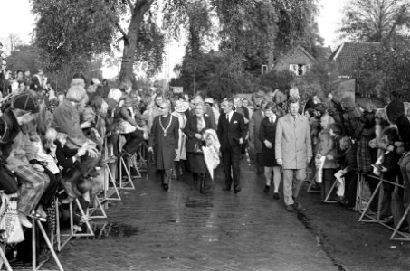 Koningin Juliana opent nieuw gebouw Scouting Nederland in Amersfoort, Bestanddeelnr 926-7625