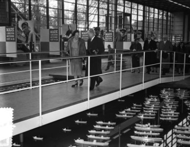 Koningin Juliana opent E55, Bestanddeelnr 907-1421