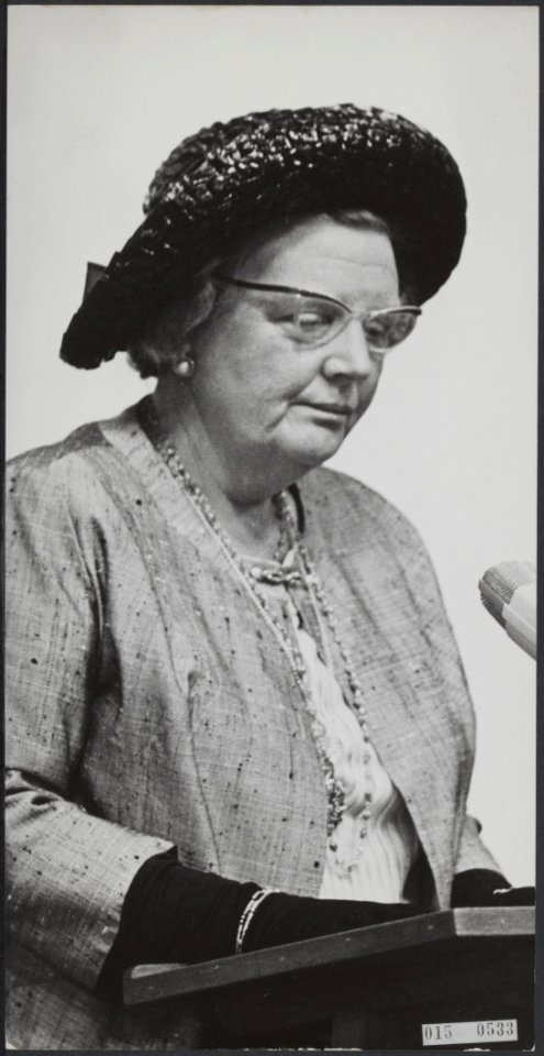 Koninklijk huis, koninginnen, redevoeringen, portretten, Juliana, koningin, Unio, Bestanddeelnr 015-0533