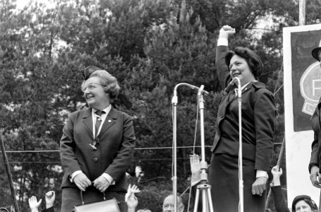 Koningin Juliana tijdens het bezoek, Bestanddeelnr 919-2087
