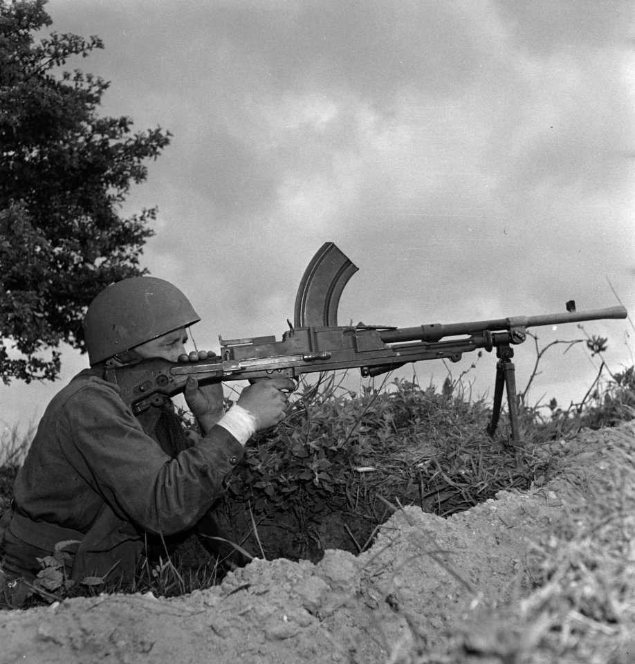 Koninklijke Nederlandse Brigade Prinses Irene in training brenschutter, Bestanddeelnr 934-9629