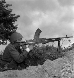 Koninklijke Nederlandse Brigade Prinses Irene in training brenschutter, Bestanddeelnr 934-9629