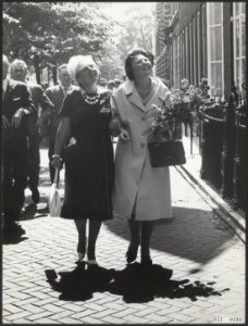 Koninklijk huis, koninginnen, examens, universiteiten, Beatrix, prinses, Juliana, Bestanddeelnr 021-0194