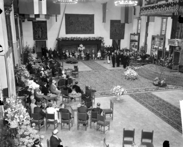 Koninklijk bezoek aan Den Haag (overzicht Ridderzaal), Bestanddeelnr 913-9015