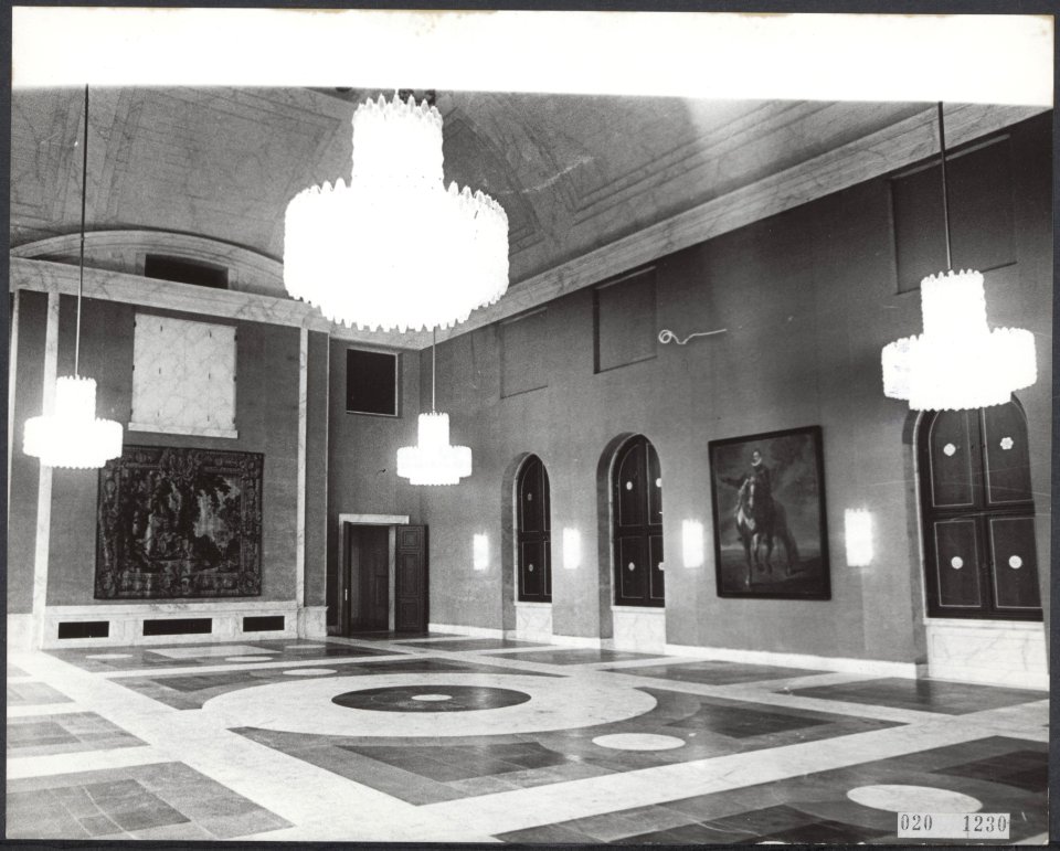 Koninklijk huis, paleizen, Krijgszaal, Bestanddeelnr 020-1230