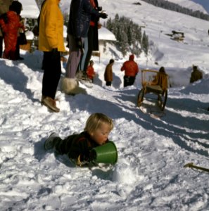 Koninklijke Familie voor wintersport in Lech, Oostenrijk Prins Johan Friso, Bestanddeelnr 254-8807