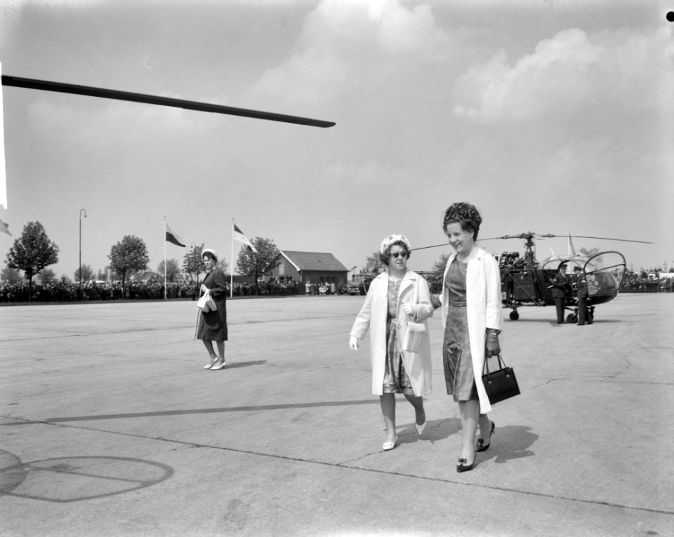 Koninklijk bezoek aan Den Bosch (reportage), Bestanddeelnr 913-8928