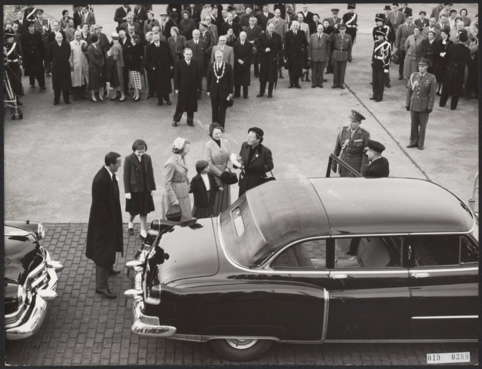 Koninklijk huis, prinsessen, koninginnen, prinsen, Bestanddeelnr 019-0388