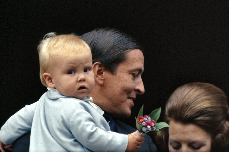 Koninginnedag ZKH Prins Claus met Zijne Koninklijke Hoogheid Prins Willem Alexa, Bestanddeelnr 254-8147