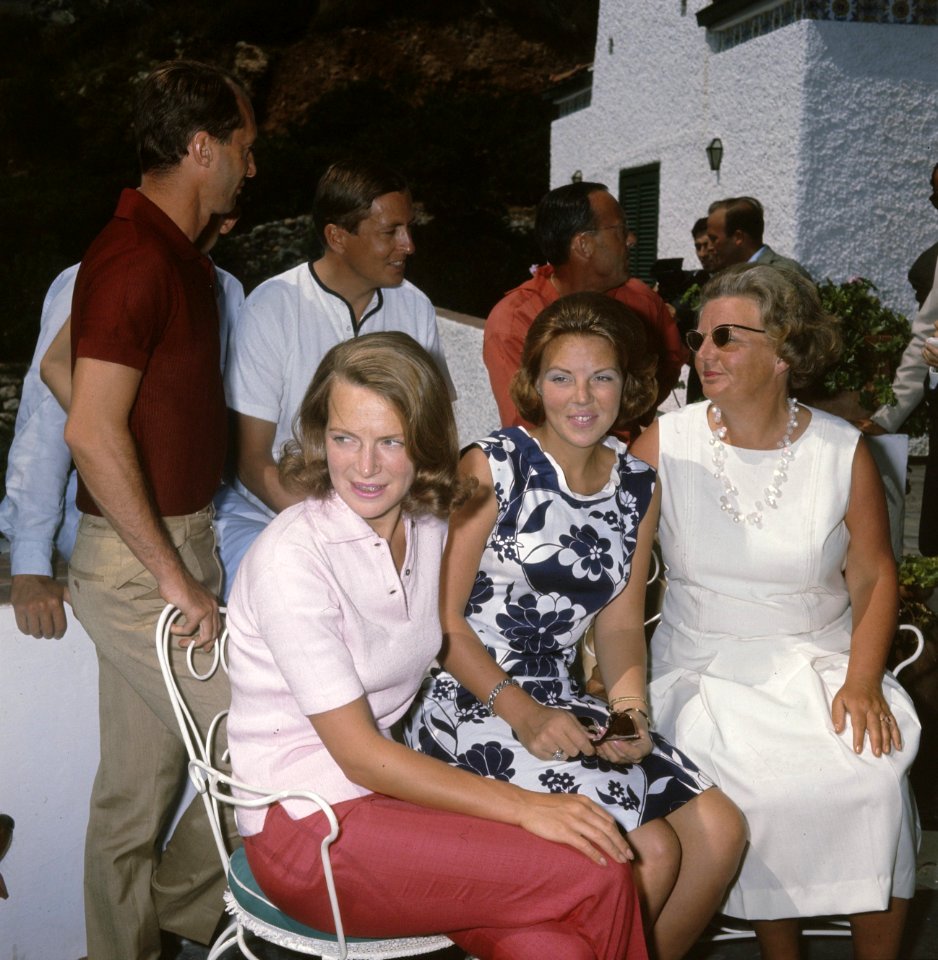 Konnklijke familie op vakantie, Bestanddeelnr 254-7674
