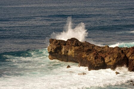 Surf rocky coast ocean surf