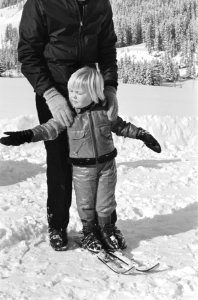 Koninklijke Familie voor wintervakantie in Lech Prins Willem Alexander, Bestanddeelnr 924-3186