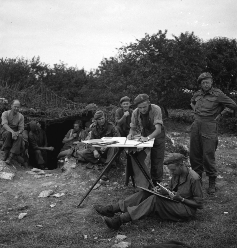 Koninklijke Nederlandse Brigade Prinses Irene. Normandië. Orne sector. Control , Bestanddeelnr 934-9682