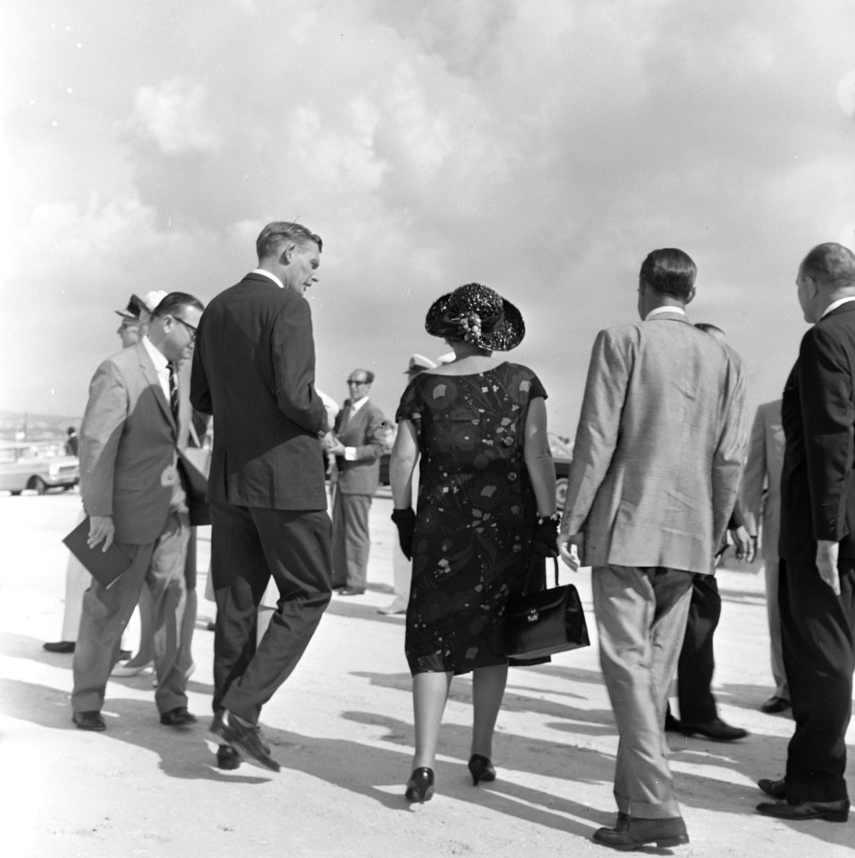 Koninklijk bezoek aan Curacao, bezoek koningin Juliana en prins Bernhard project, Bestanddeelnr 918-2658