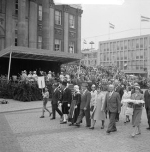 Koninklijk bezoek aan Groningen en Friesland (reportage), Bestanddeelnr 913-8905