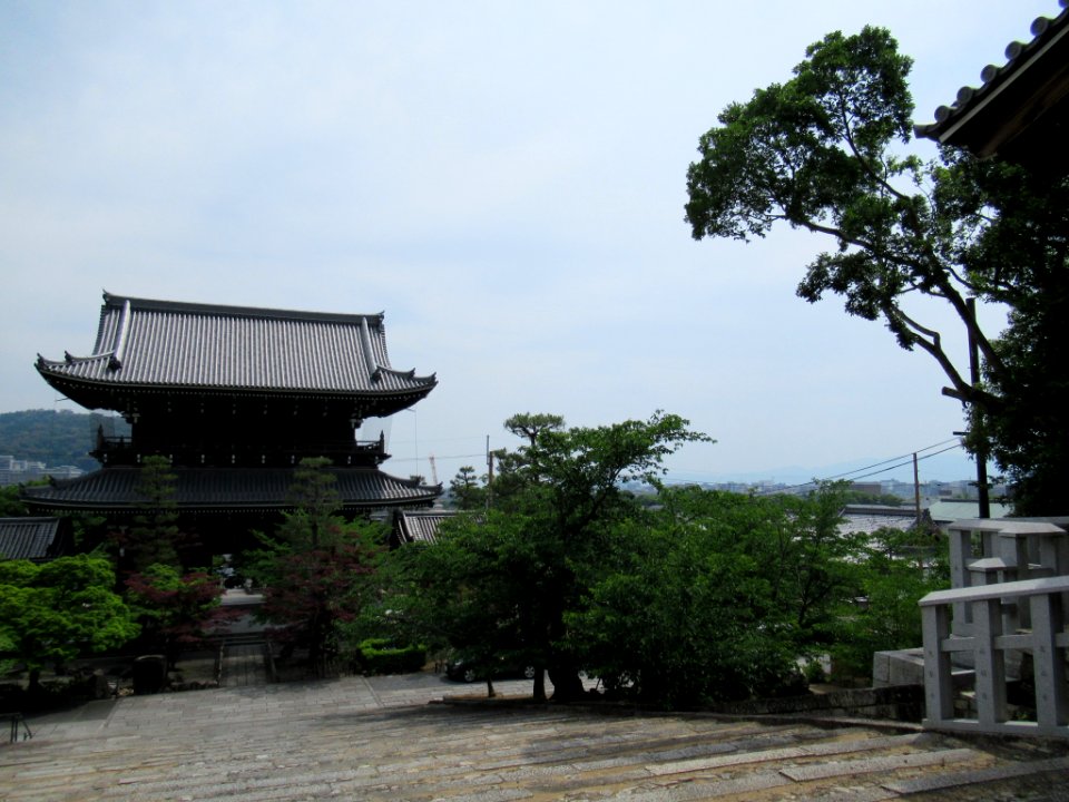 Konkai-Komyoji Main Gate 004