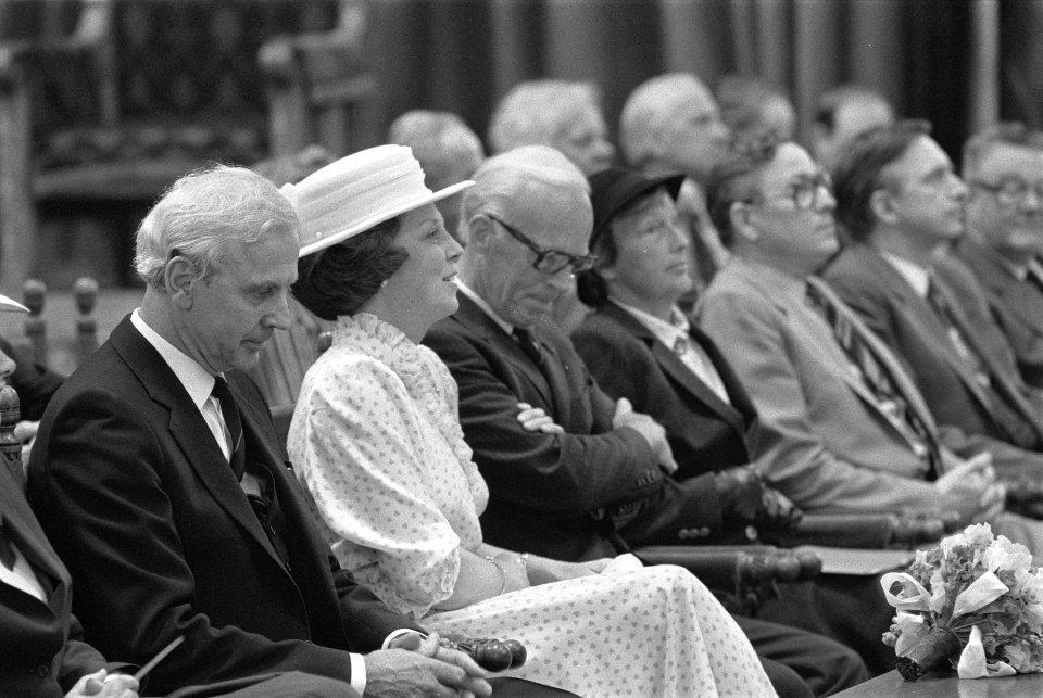 Koninginnen, jubilea, belangenorganisaties, Beatrix (koningin Nederland), Bestanddeelnr 932-6074
