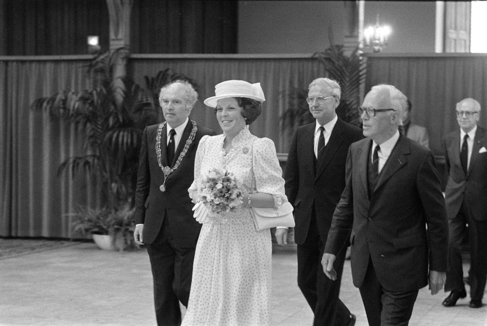 Koninginnen, jubilea, belangenorganisaties, Beatrix (koningin Nederland), Bestanddeelnr 932-6072