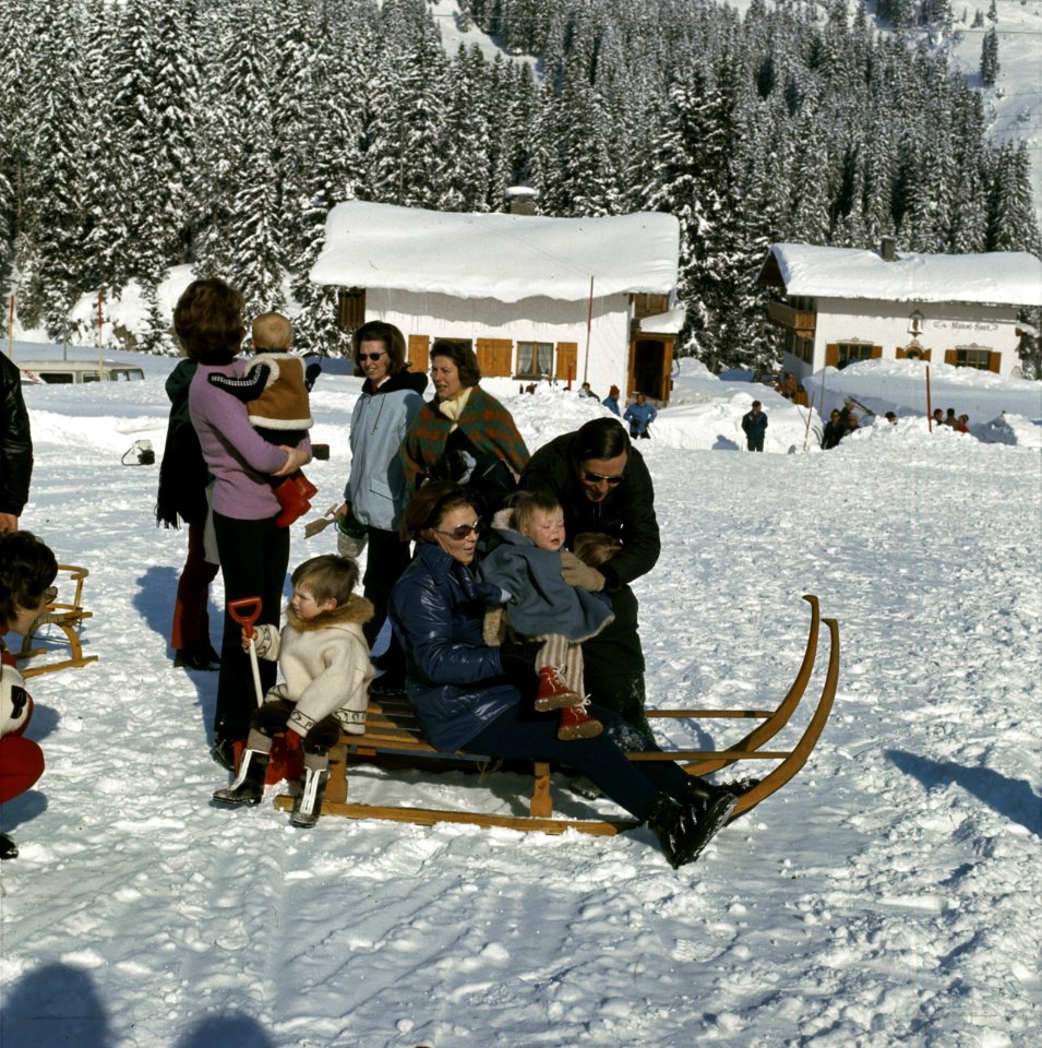 Koninklijke Familie voor wintersport in Lech, Oostenrijk Prins Johan Friso, Bestanddeelnr 254-8789