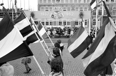 Koninklijk bezoek aan Friesland (reportage), Bestanddeelnr 913-8851
