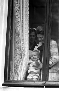 Koninginnedag. Prinses Beatrix met prins Willem Alexander, Bestanddeelnr 921-3002