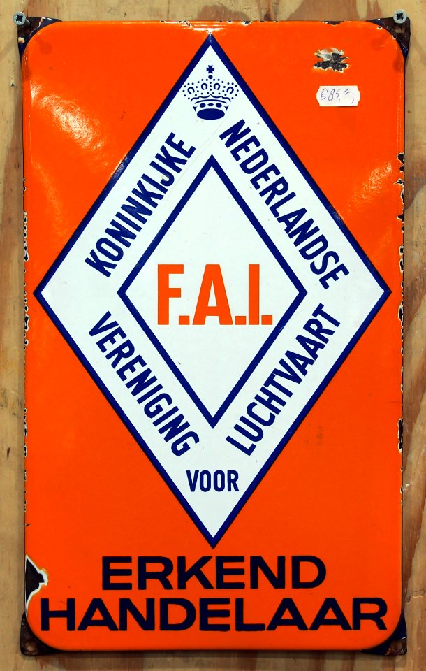 Koninklijke Vereniging voor Nederlandse Luchtvaart, emaille reklame bord