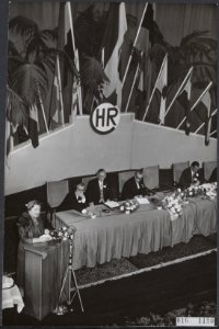 Koninklijk huis, prinsen, koninginnen, redevoeringen, congressen, vlaggen, , Che, Bestanddeelnr 016-1190