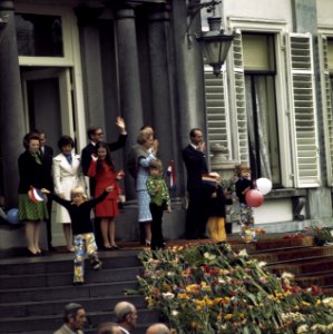 Koninginnedag 1974, defile Soestdijk Prinses Beatrix, Bestanddeelnr 254-9582