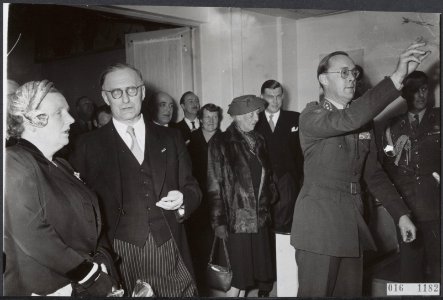 Koninklijk huis, prinsen, koninginnen, bezoeken, universiteiten, , , Peadologisc, Bestanddeelnr 016-1182