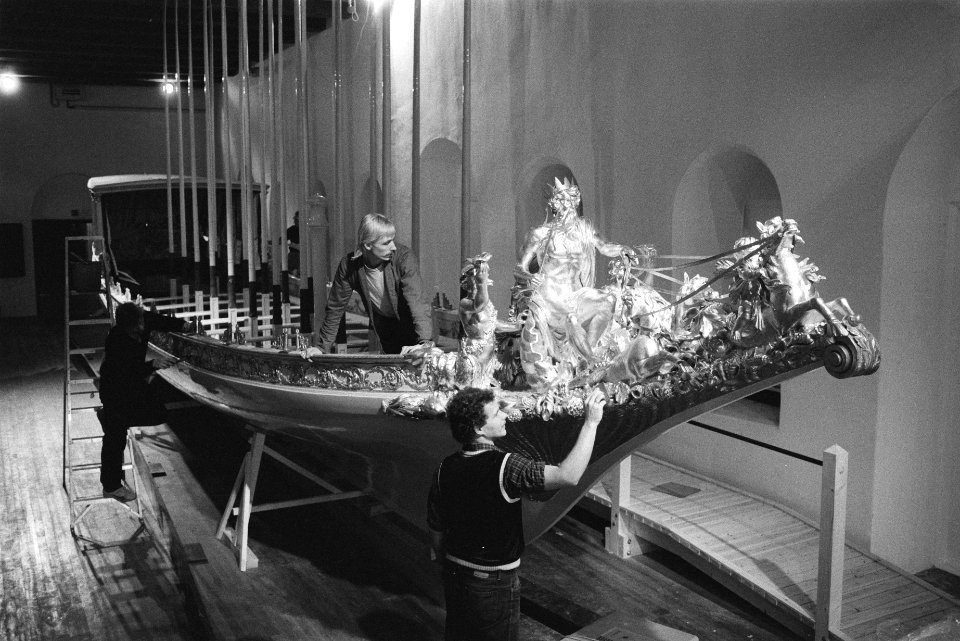 Koningssloep De Koninklijke Chaloupe in Scheepvaart Museum in Amsterdam, Bestanddeelnr 932-8168