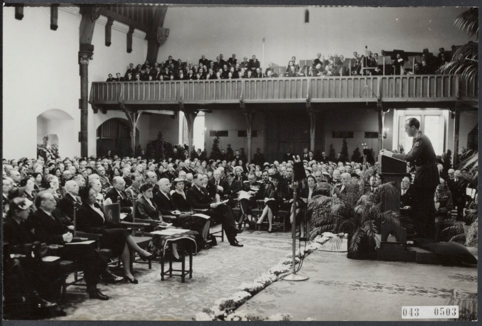 Koninklijk Huis, prinsen, koninginnen, herdenkingen, toespraken, Bernhard, prins, Bestanddeelnr 043-0503
