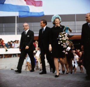 Koninginnedag Prinses Beatrix en Prins Claus, Bestanddeelnr 254-8686
